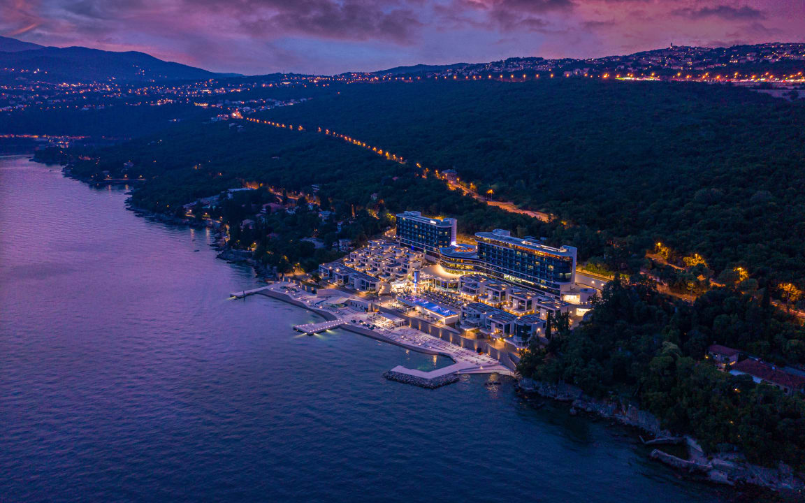 Außenansicht Hilton Rijeka Costabella Beach Resort And Spa