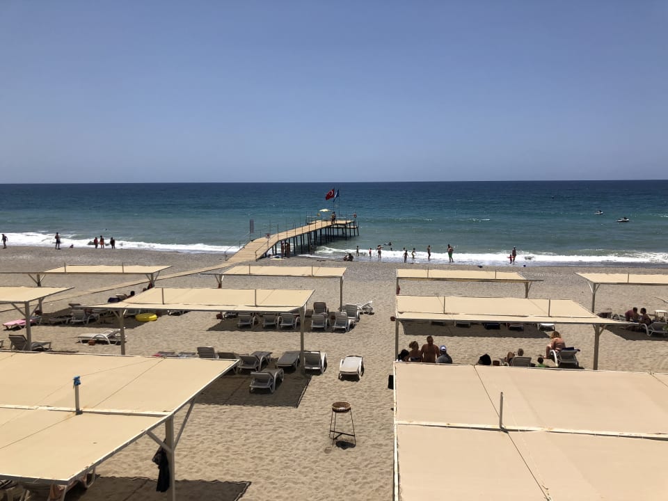 Strand Club Turtas Beach Hotel