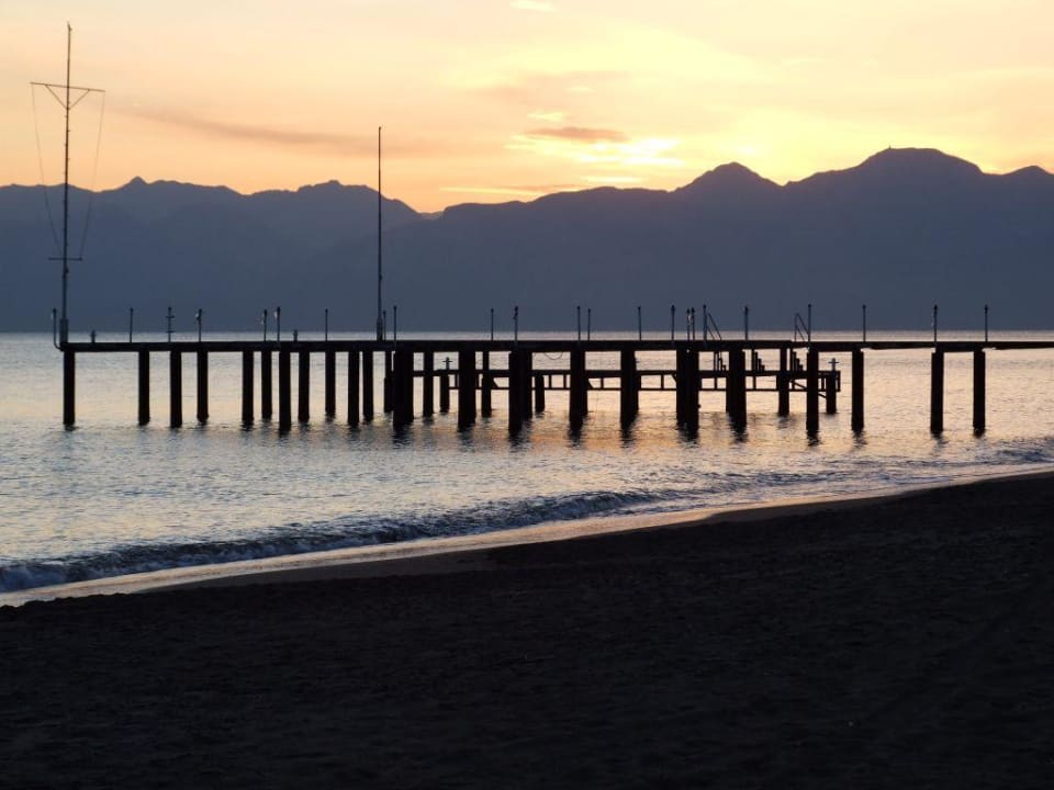 Strand vor dem Limak Lara Limak Lara Deluxe Hotel & Resort