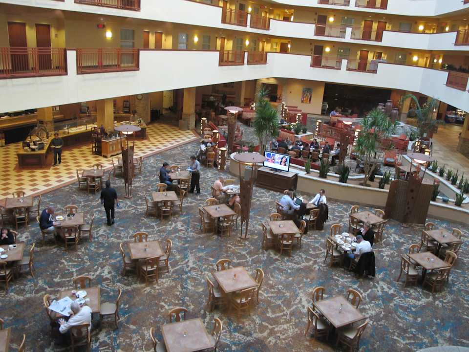 Gastro Embassy Suites Albuquerque