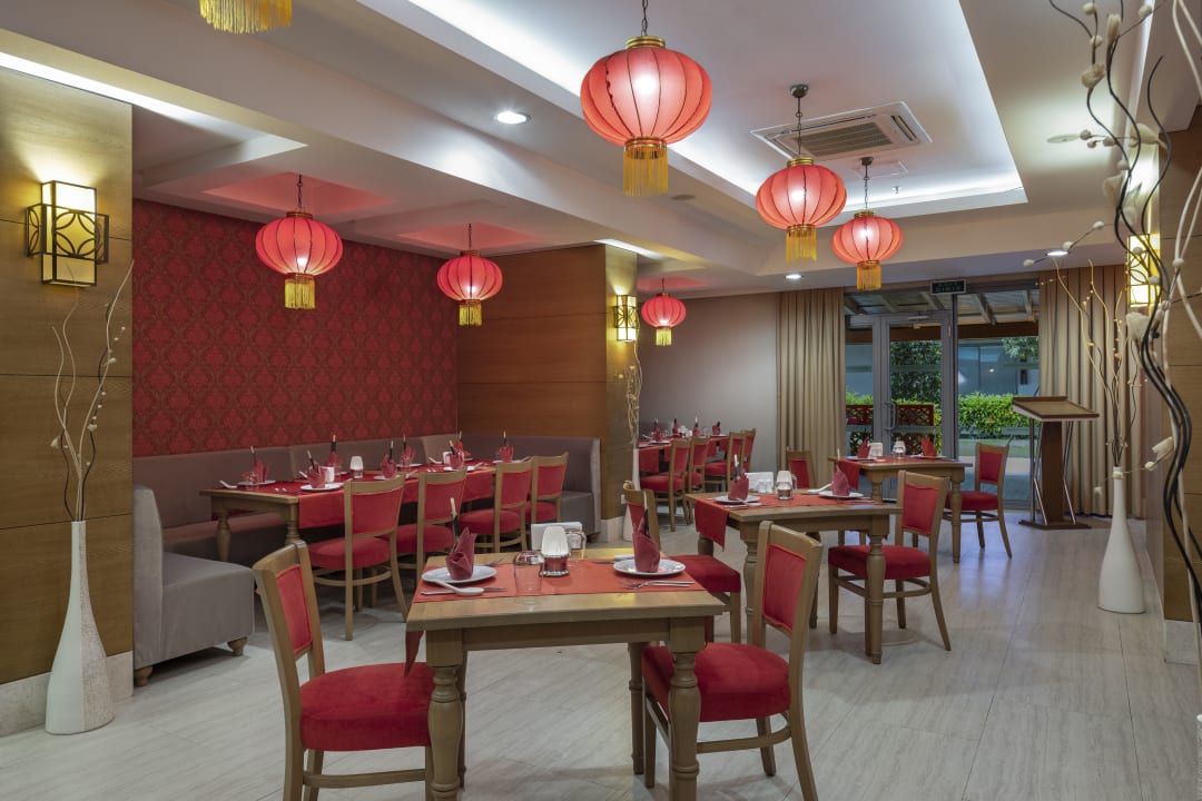 Gastro Wyndham Garden Lara