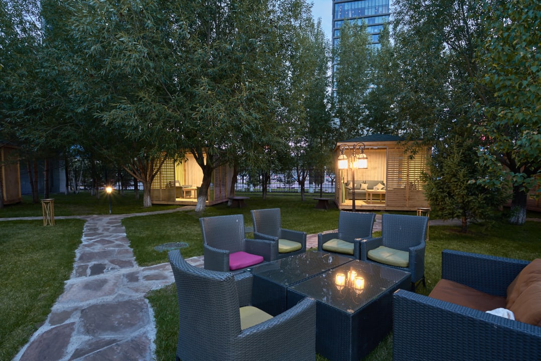 Gartenanlage Rixos President Astana