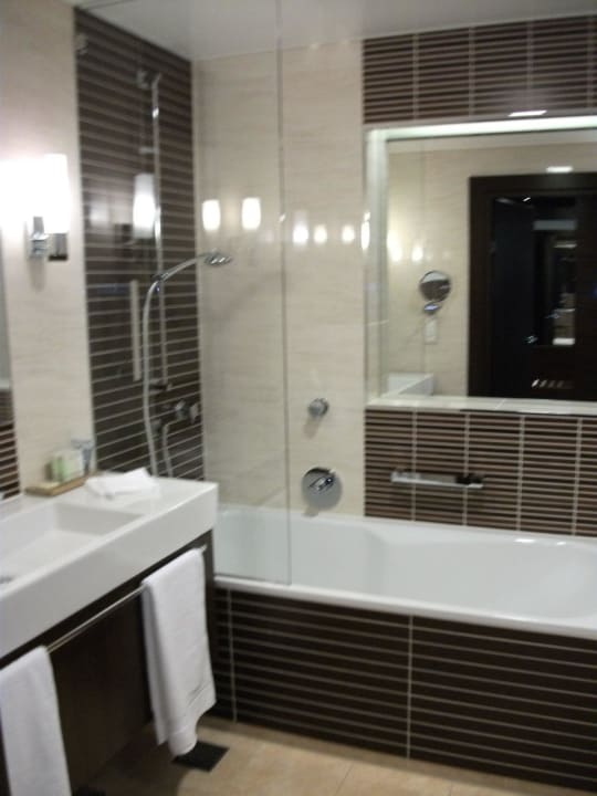 Badezimmer im Radisson Gdansk Hotel Radisson Blu Gdańsk