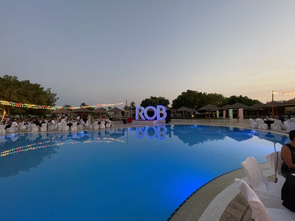 Pool ROBINSON SOMA BAY