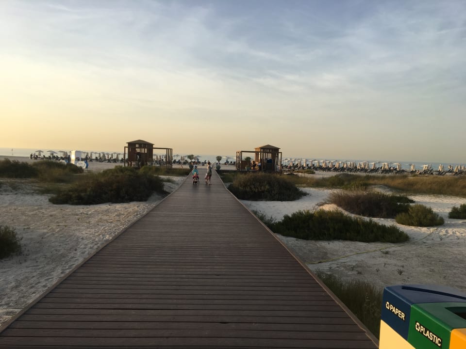 Strand Rixos Premium Saadiyat Island