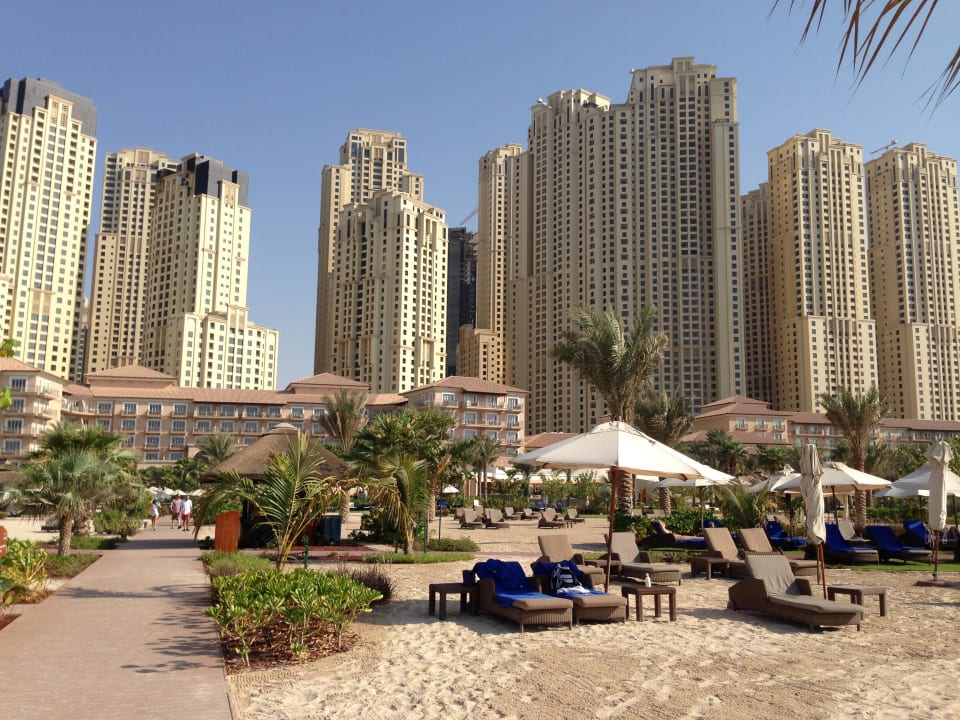 Strand  The Ritz-Carlton, Dubai