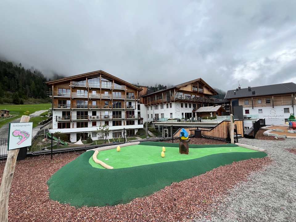 Außenansicht Almfamilyhotel Scherer