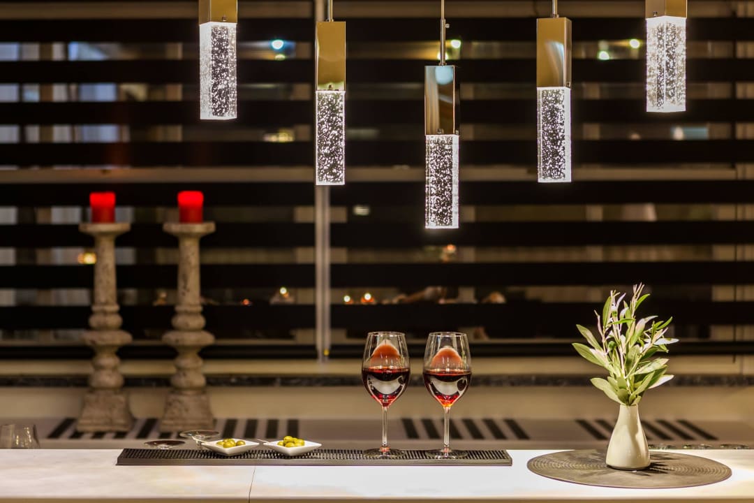 Kopelos Holidays Hotel & Spa-bar detail  Skopelos Holidays Hotel & Spa