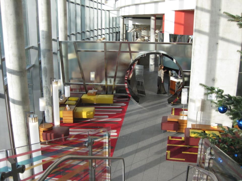 Blick auf das Restaurant Radisson Blu Hotel Frankfurt