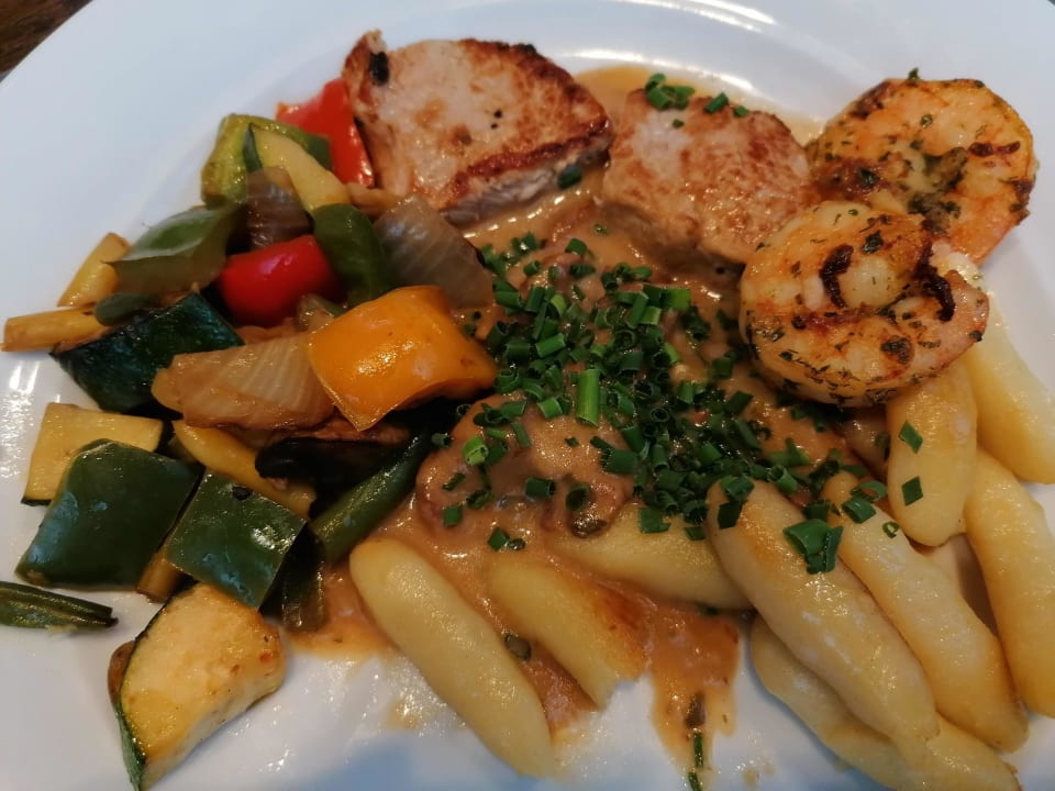 Gastro All In Red Thermenhotel