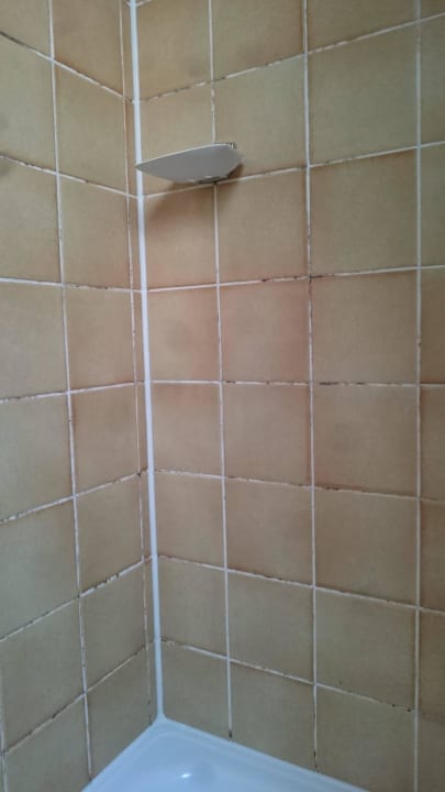 Schimmel in der Dusche Hotel Landhaus Messmer