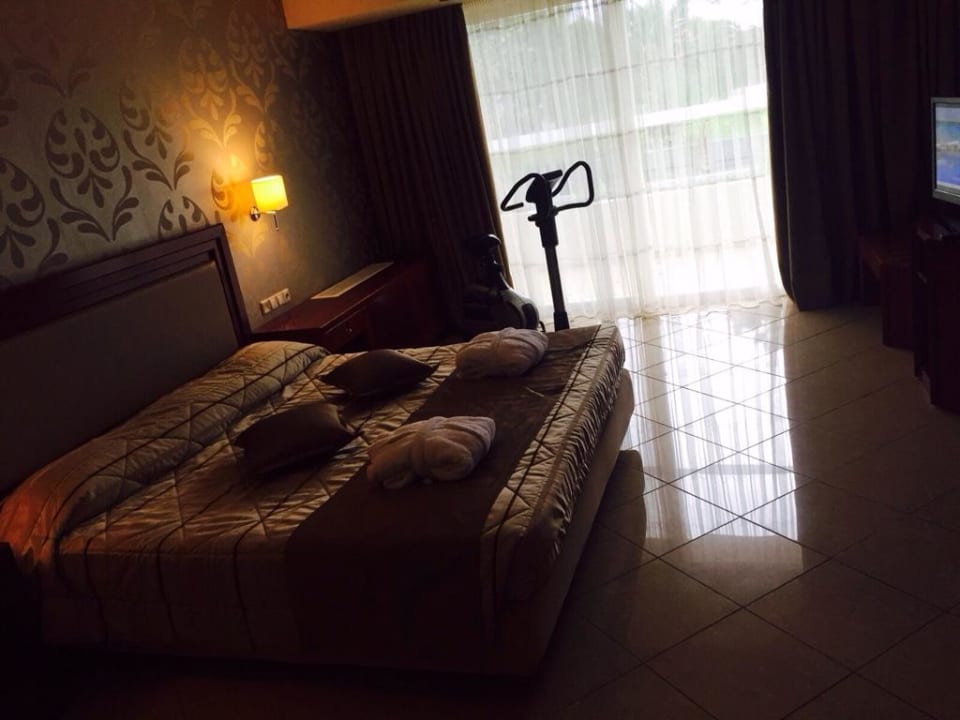 Schlafzimmer Presidential Suite Kipriotis Village Resort