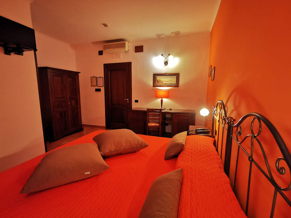 Zimmer Hotel Neapolis