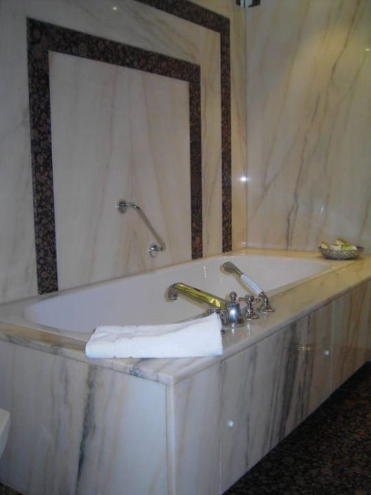 Badewanne Eden Parc Hotel