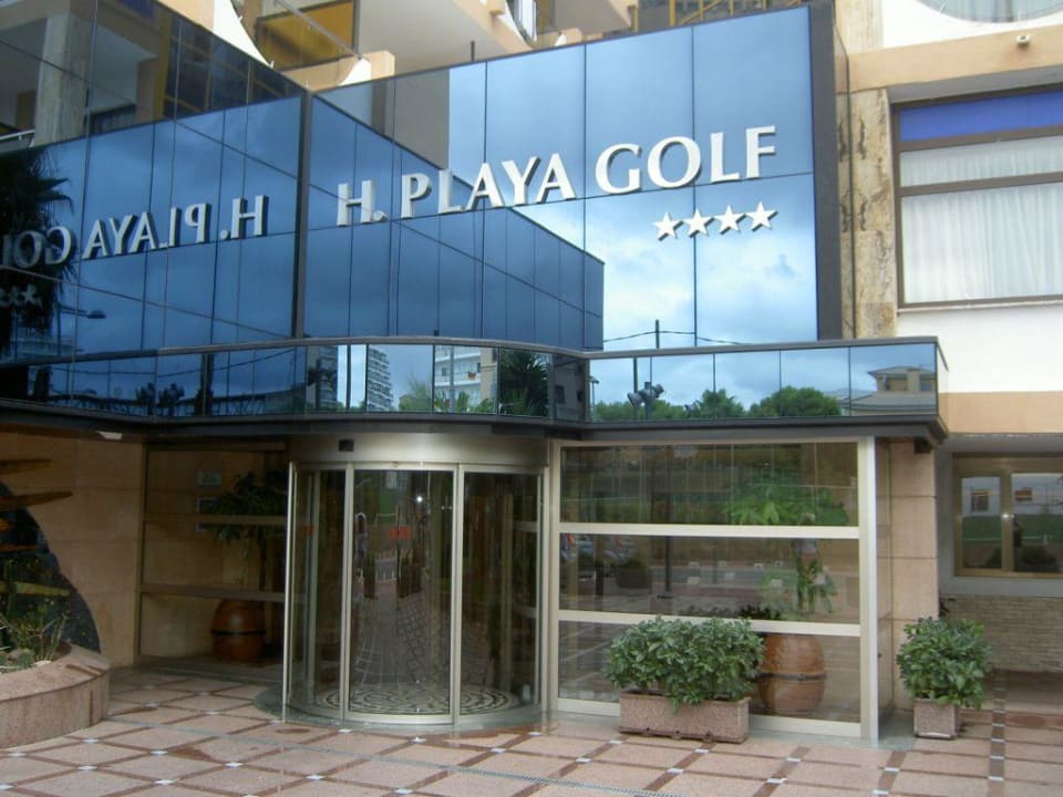 Hoteleingang Hotel Playa Golf