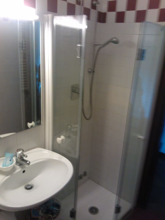Badezimmer Hotel Alla Citta di Trieste