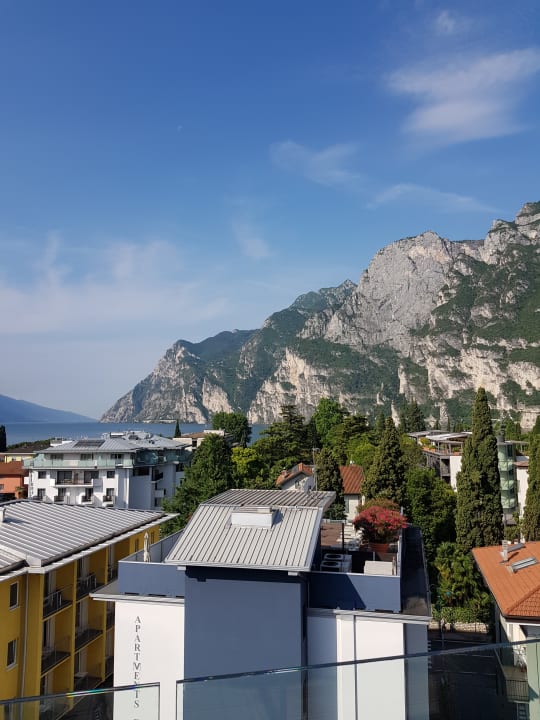 Ausblick Hotel Kristal Palace - TonelliHotels