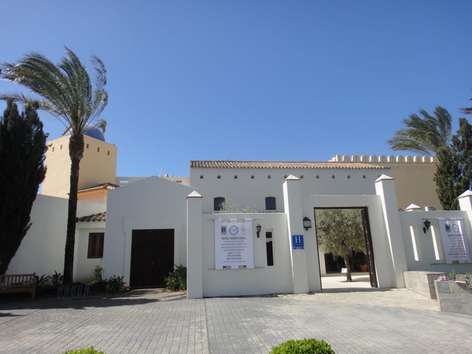 Haupteingang Fuerte Conil-Resort