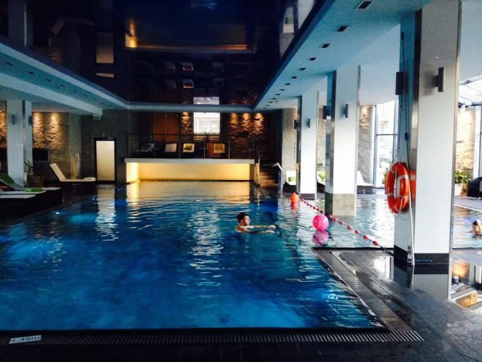 Basen Hotel Nosalowy Dwor