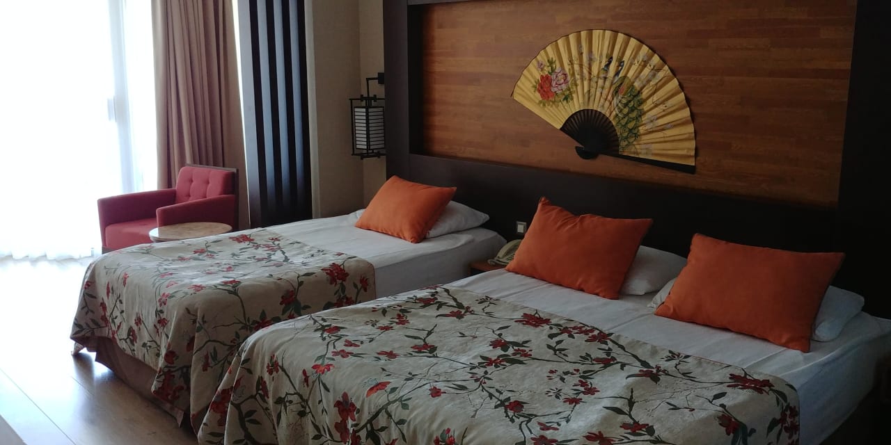 Zimmer Limak Lara Deluxe Hotel & Resort