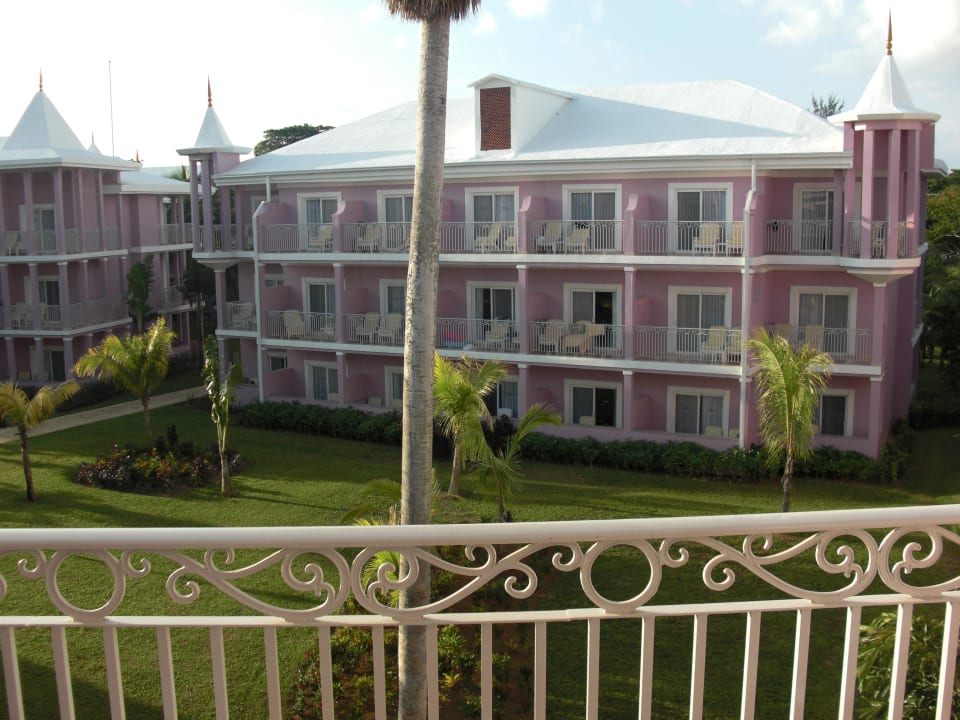 Die Wohngebäude Hotel Riu Palace Tropical Bay