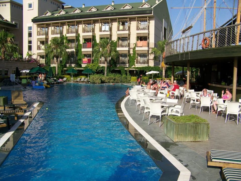 Der Pool Can Garden Resort