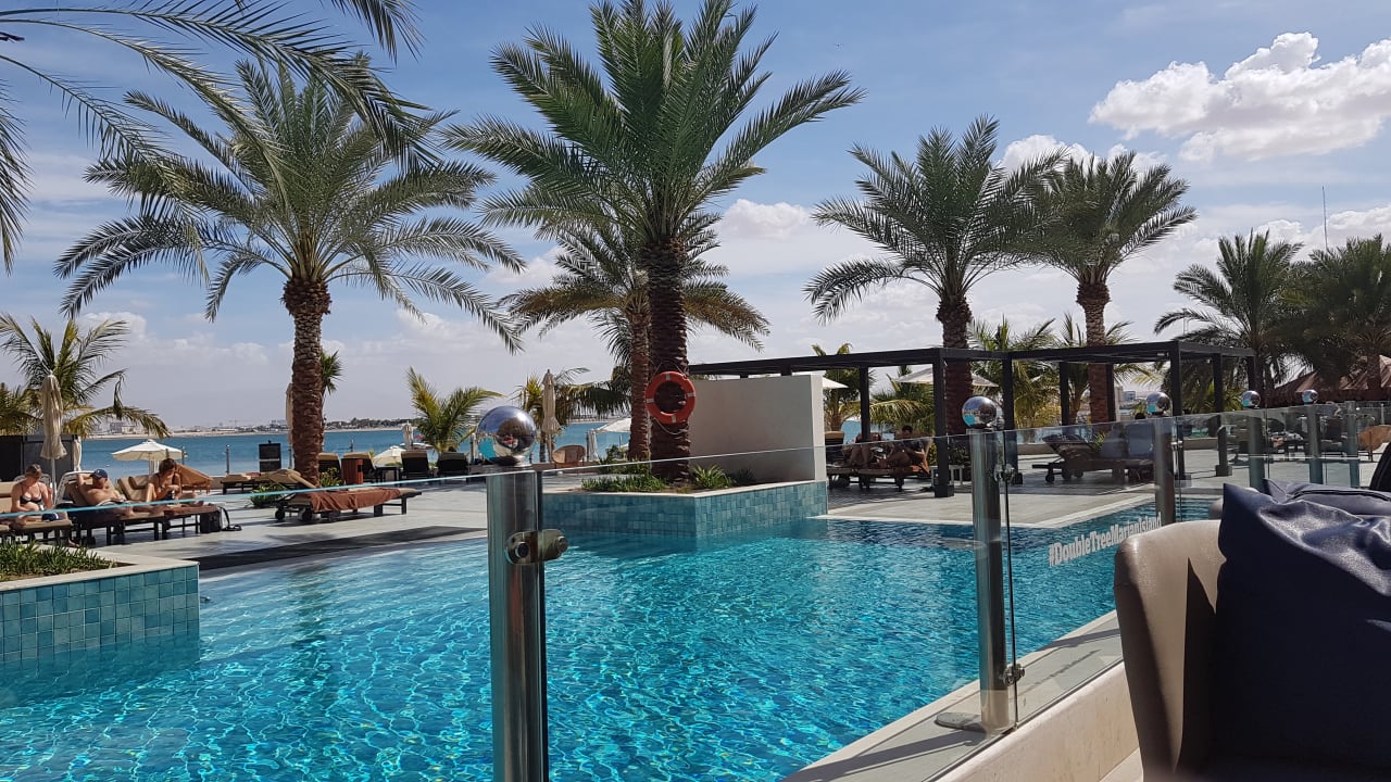 Pool DoubleTree by Hilton Resort & Spa Marjan Island