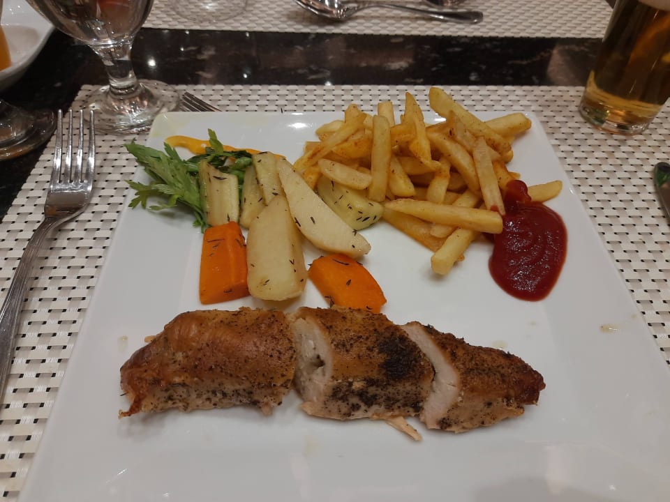 Gastro Oyster Bay Beach Resort - Luxury Serviced Condo