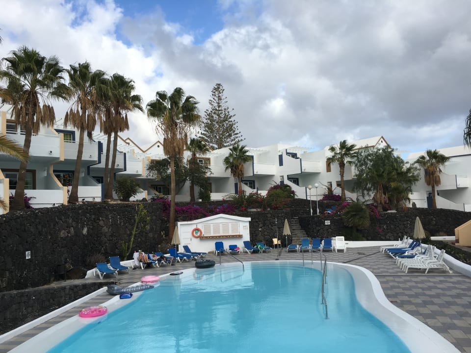 Pool Apartamentos LIVVO Morromar