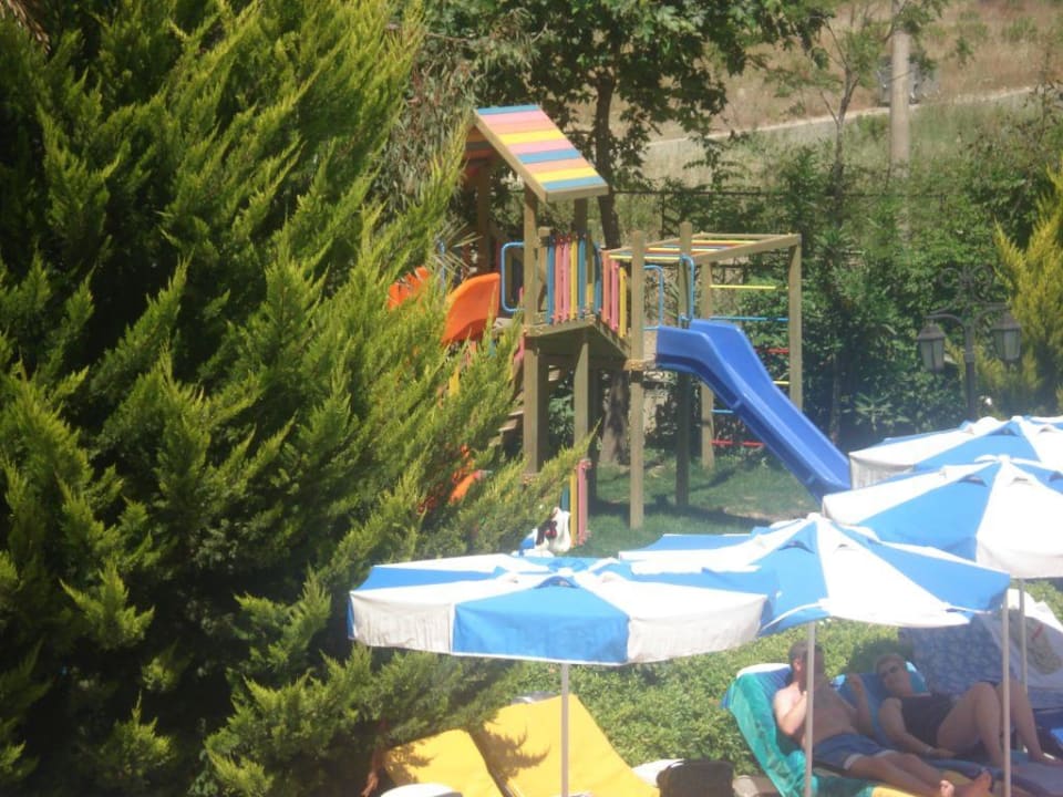 Kinderspielplatz Dosi Hotel