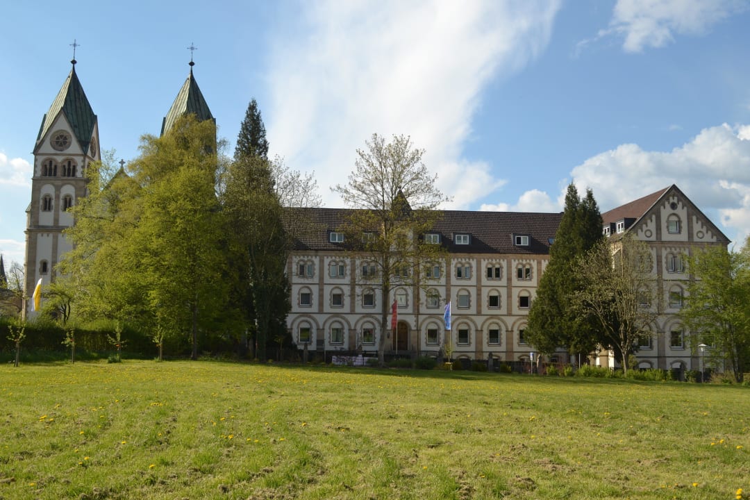 Das St. Bonifatiuskloster Gästehaus St. Bonifatiuskloster