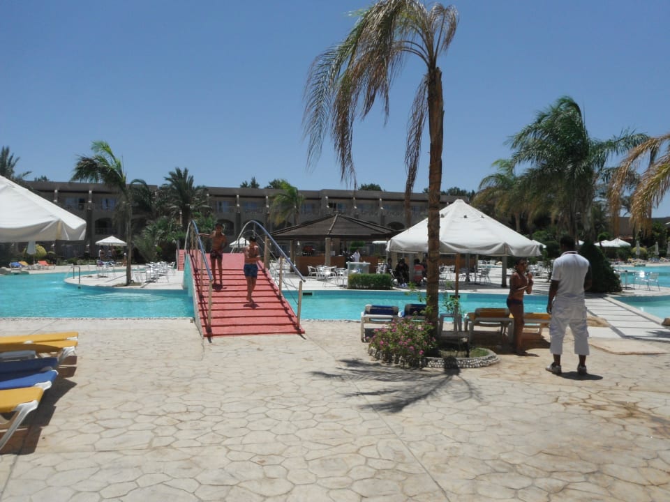 Brücke über dem Pool Prima Life Makadi Resort