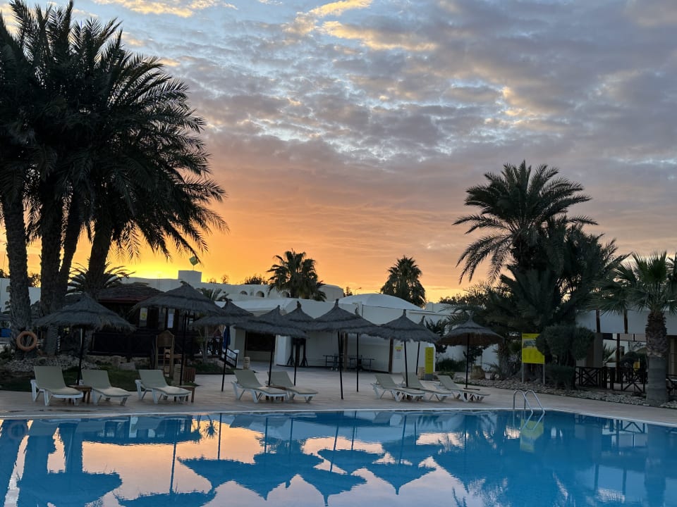 Pool TUI MAGIC LIFE Penelope Beach