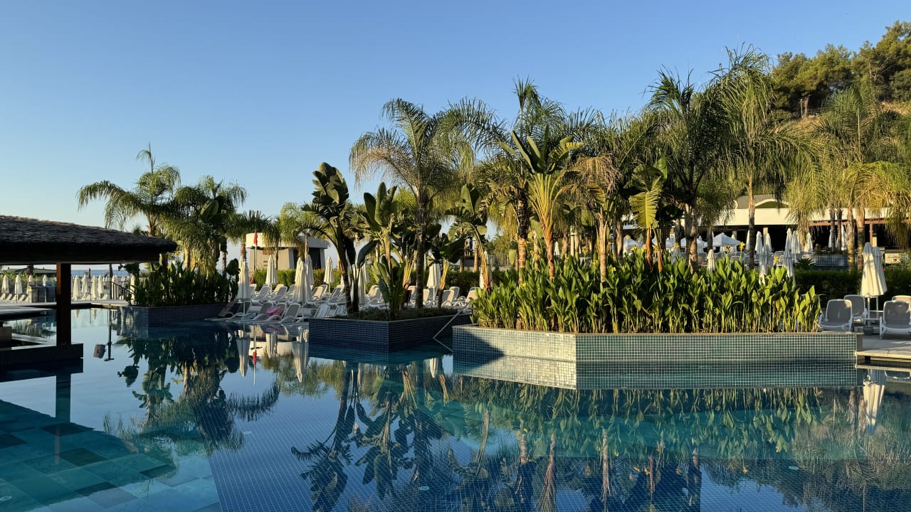 Pool Mylome Luxury Hotel & Resort