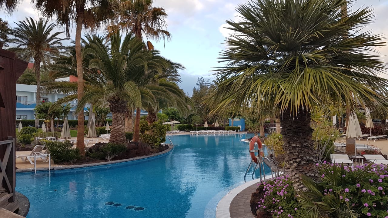 Pool R2 Pajara Beach