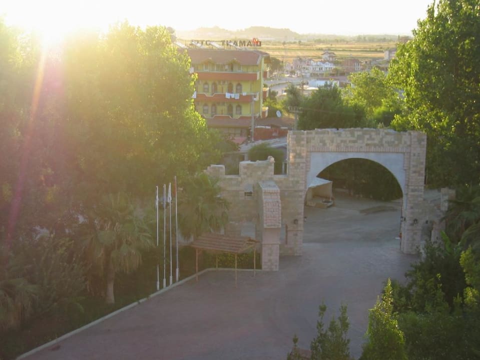 Defne Garden, Das Tor zum Hotel Hotel Defne Garden