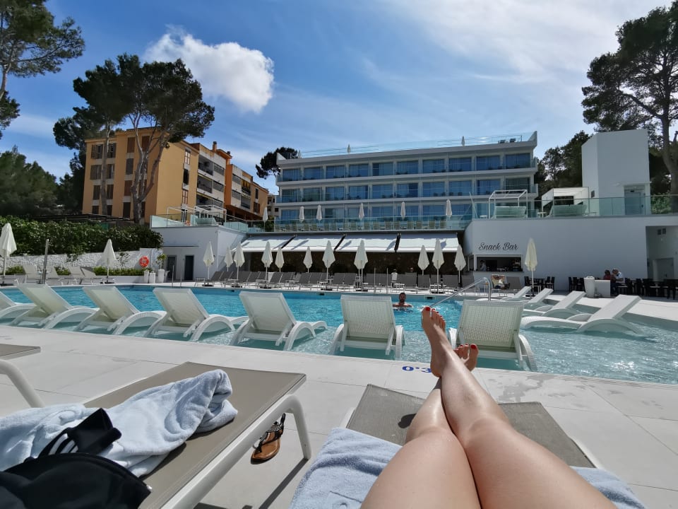 Pool Reverence Life  - Adults only