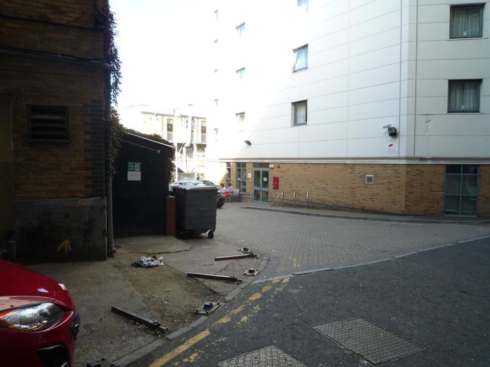 Nicht erschrecken, es geht weiter, alles wird gut! Holiday Inn Express London Croydon