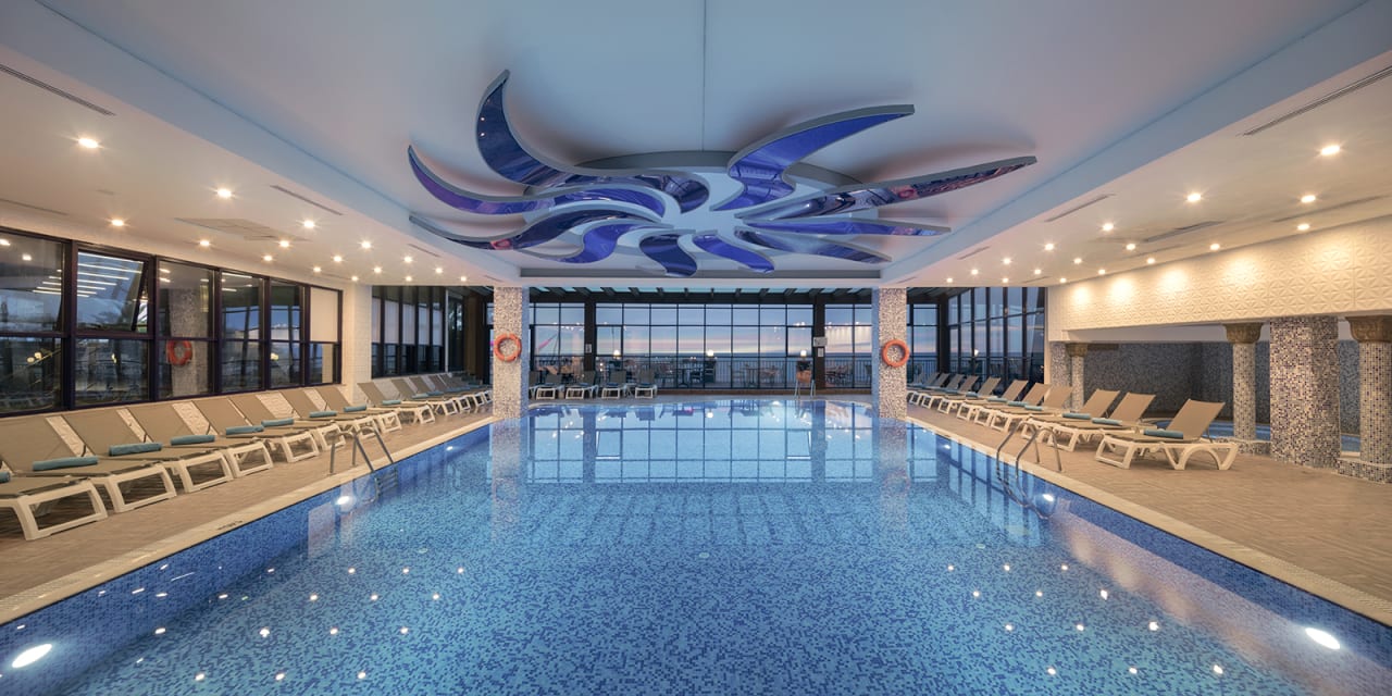 Pool Granada Luxury Okurcalar