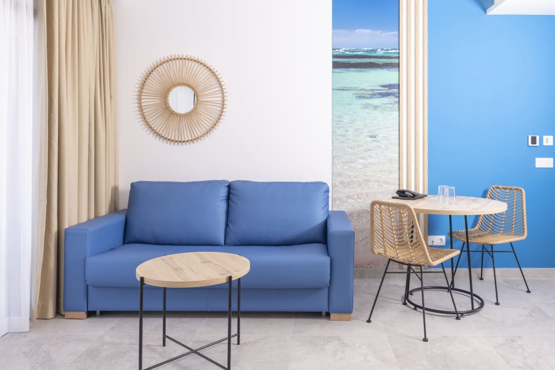 Zimmer Esmeralda Cotillo Homes by LIVVO