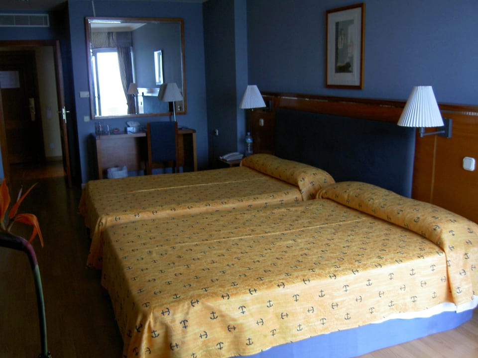 Grosses Zimmer Hotel Best Semiramis