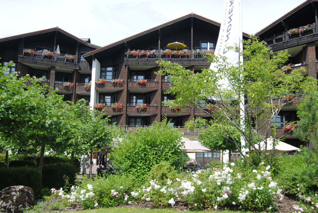 Außenansicht Parkhotel Oberstaufen