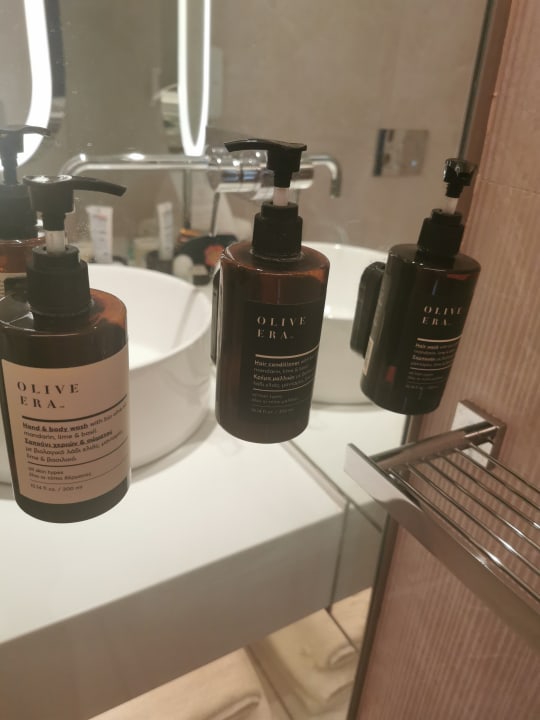 Zimmer Mitsis Selection Rinela