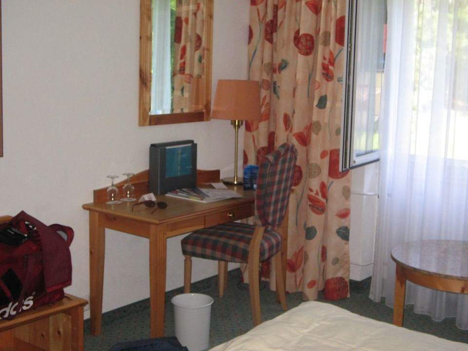 Schreibtisch Doppelzimmer AROSA ALPINE CLUB - Adults only