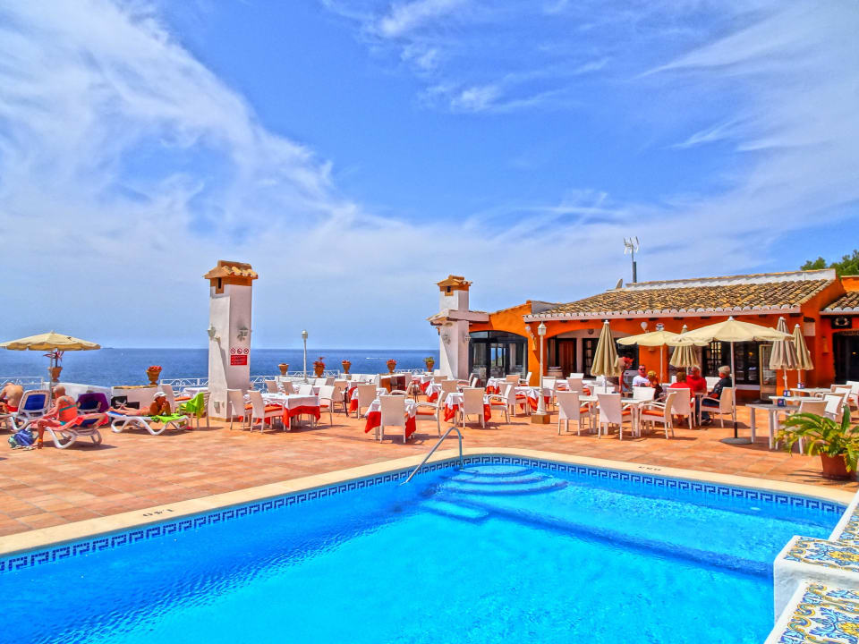 Pool oben   Hotel Aldea Cala Fornells 2