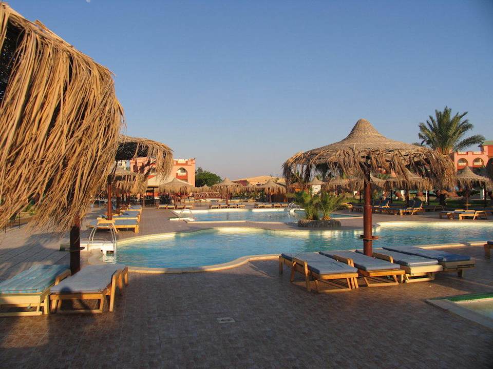Ganz früh Morgens Pickalbatros Aqua Park Resort - Hurghada