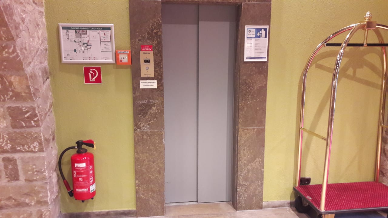 Lobby Best Western Hotel Polisina