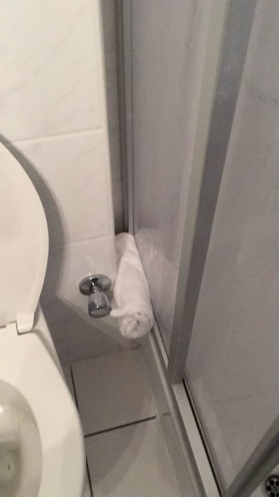 Undichte Duschkabine Hotel Alexander