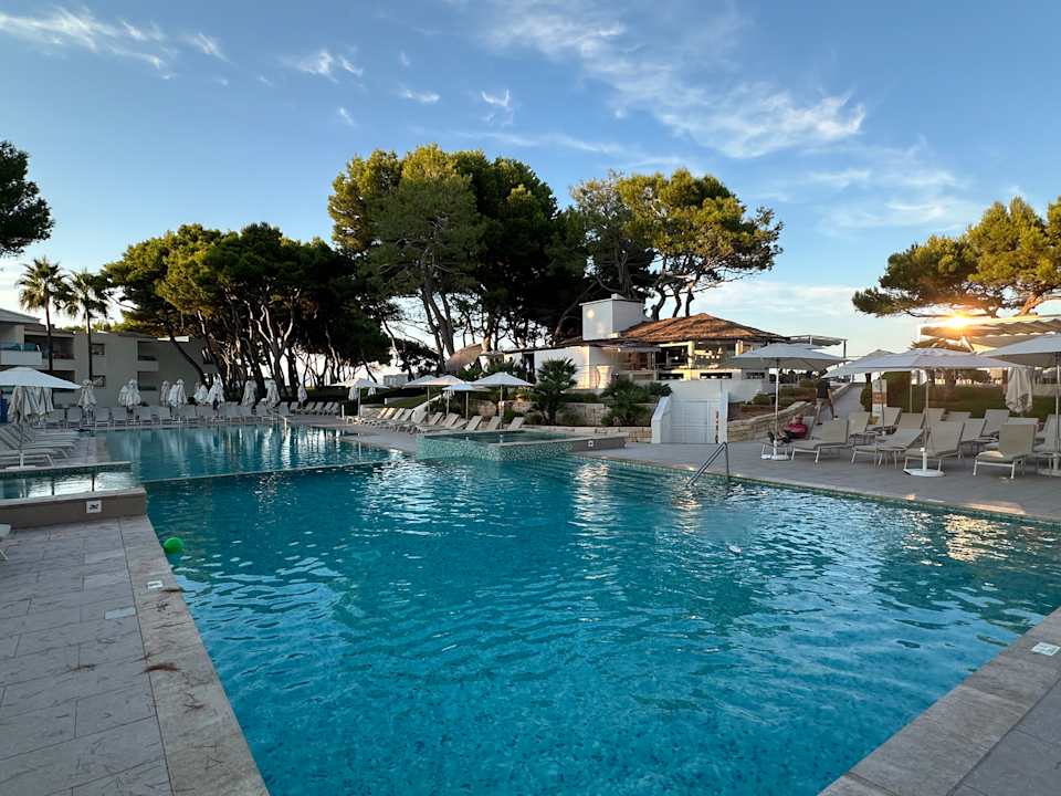 Pool Iberostar Selection Playa de Muro Village