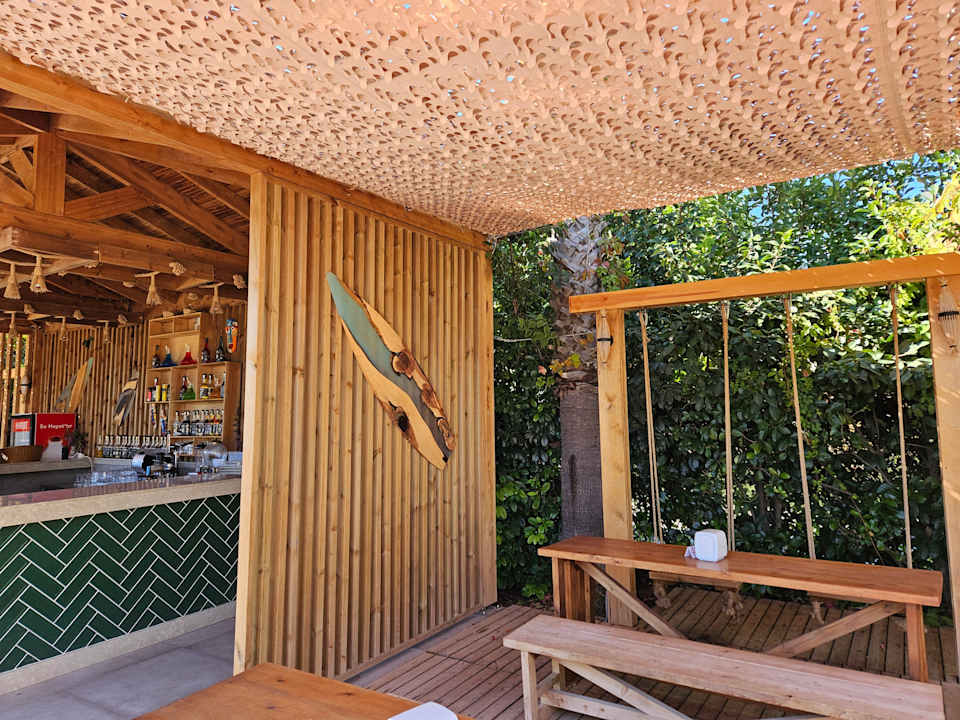 Gastro Saturn Palace Resort Hotel